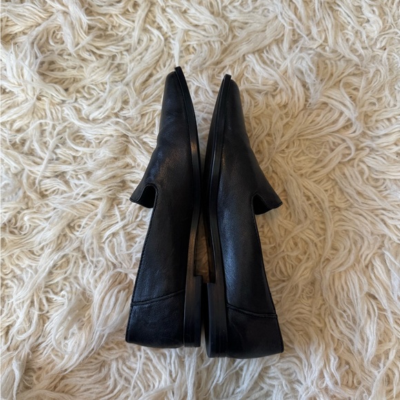 Frye Kenzie Venetian Loafer Black Leather - Picture 7 of 9